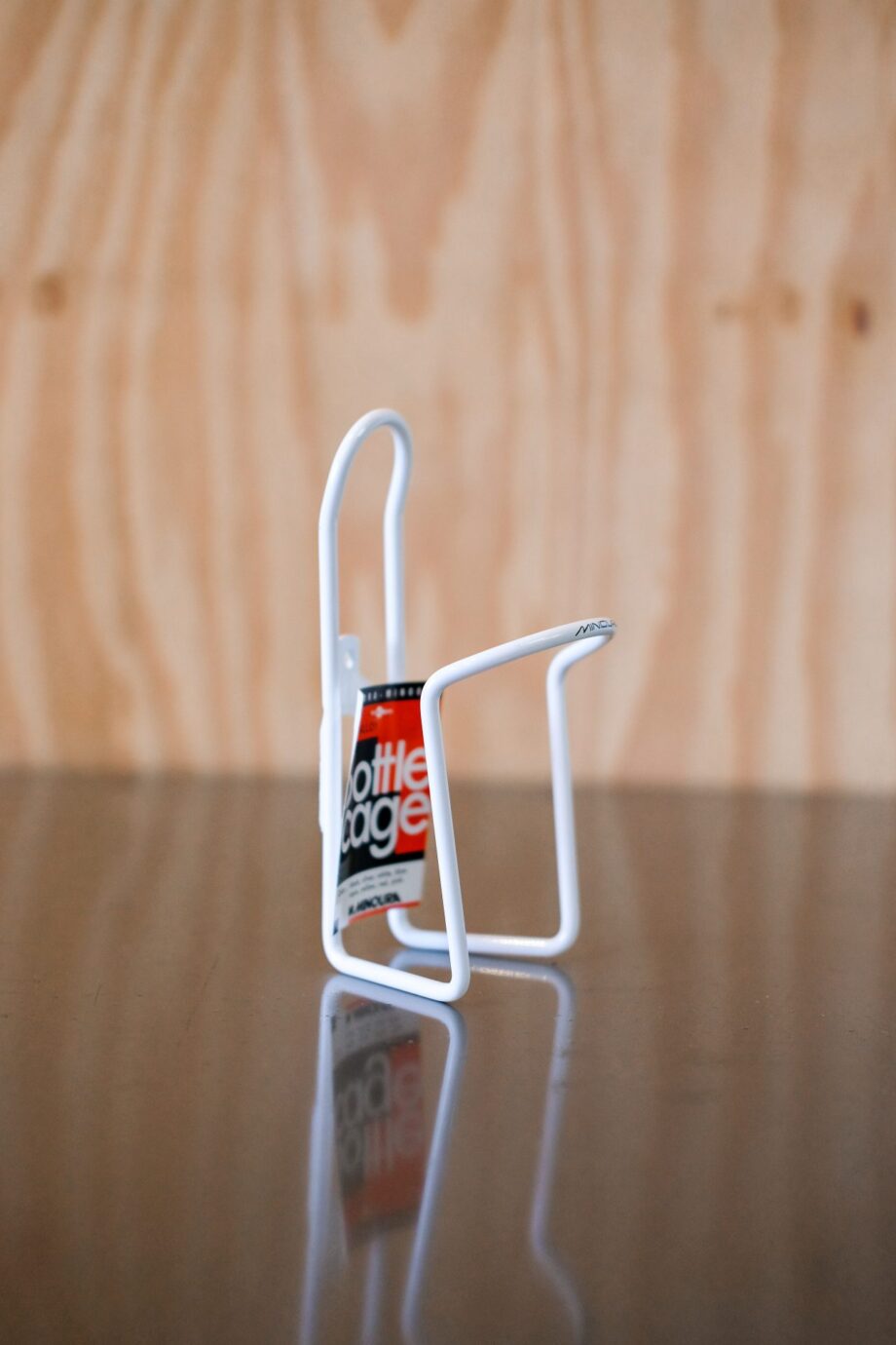 Minoura Bottle Cage white