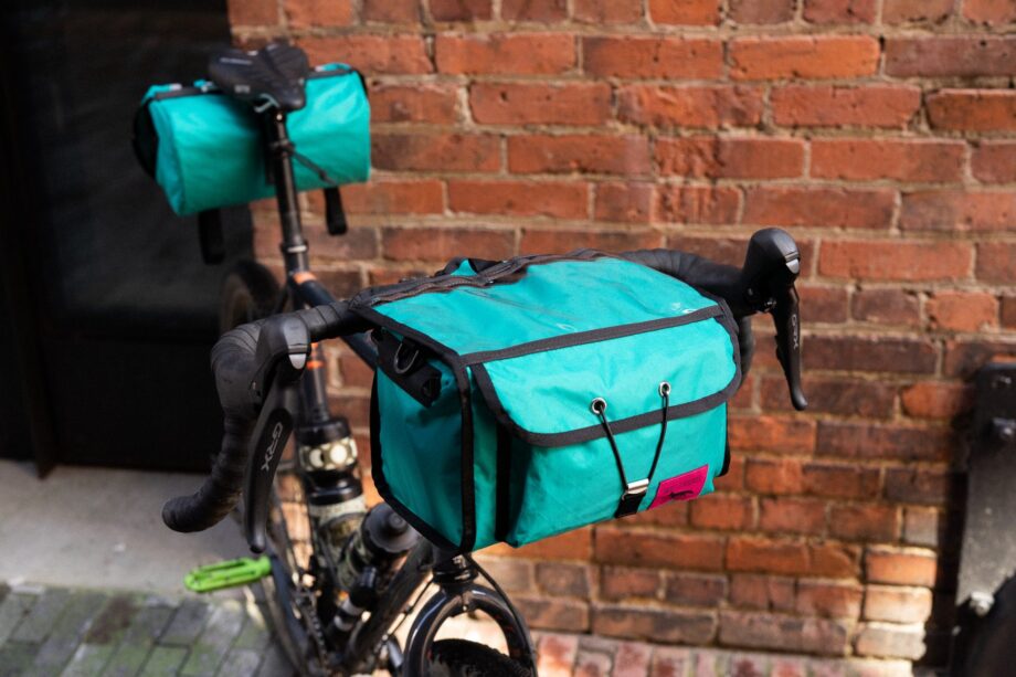 Swift Industries Paloma Handlebar Bag (+ KLICKfix Handlebar Adapter)